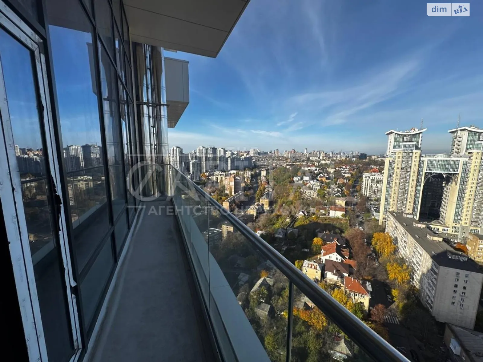 Продается 4-комнатная квартира 200 кв. м в Киеве, ул. Зверинецкая, 70 - фото 1