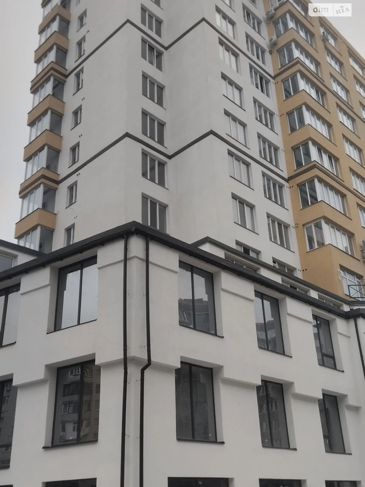 Продается 1-комнатная квартира 37.5 кв. м в Виннице, ул. Стрелецкая, 1 - фото 1