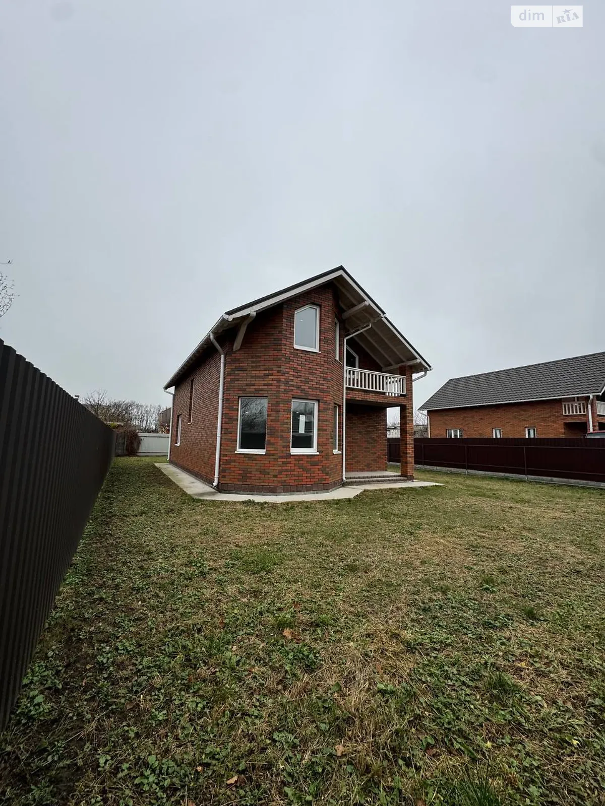 Продается дом на 2 этажа 138.3 кв. м с бассейном, цена: 125000 $ - фото 1