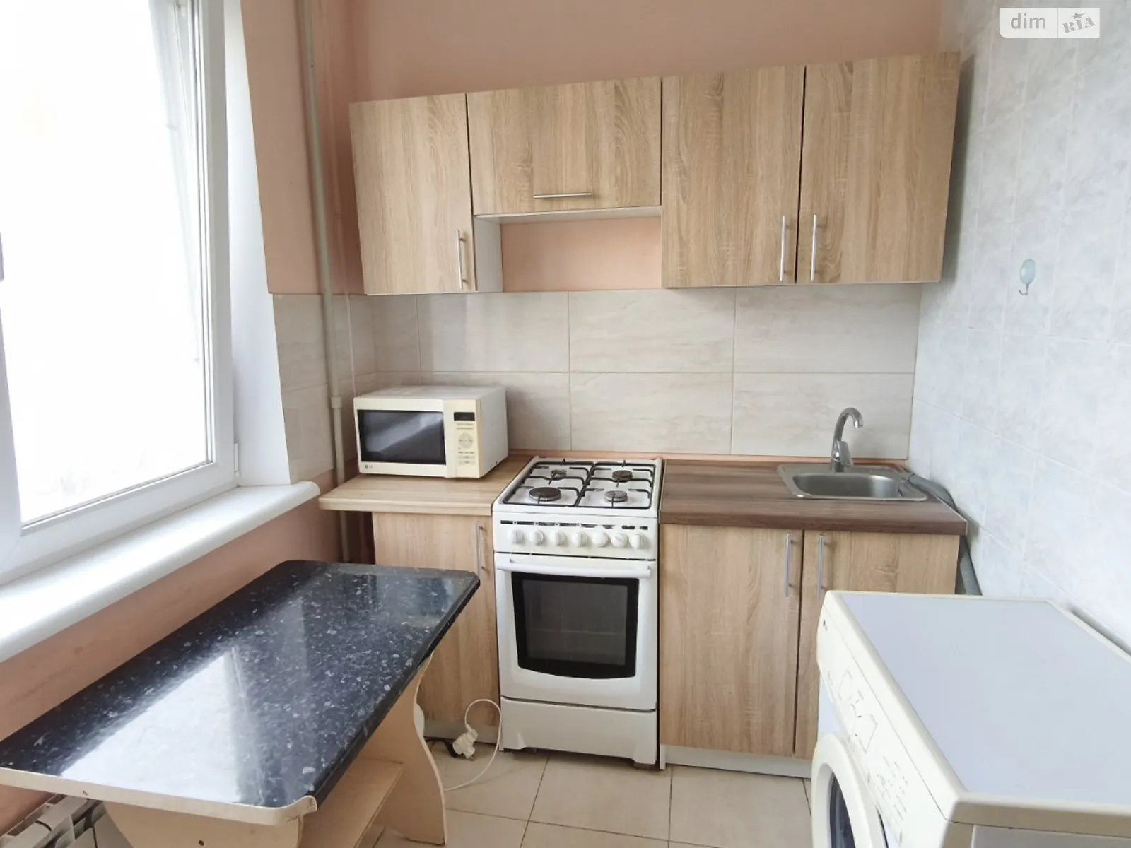 Продается 2-комнатная квартира 47 кв. м в Харькове, ул. Амосова, 9 - фото 1