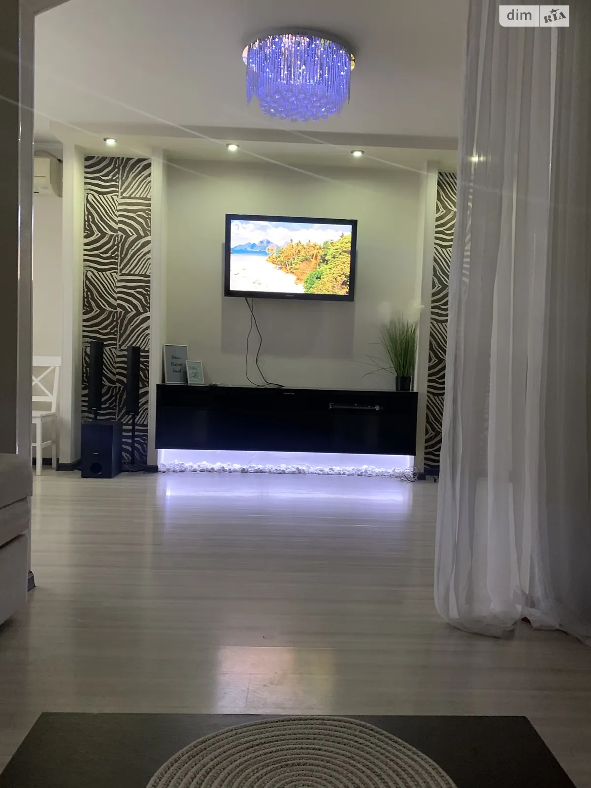 Продается 2-комнатная квартира 70 кв. м в Харькове, ул. Ньютона, 115/1 - фото 1