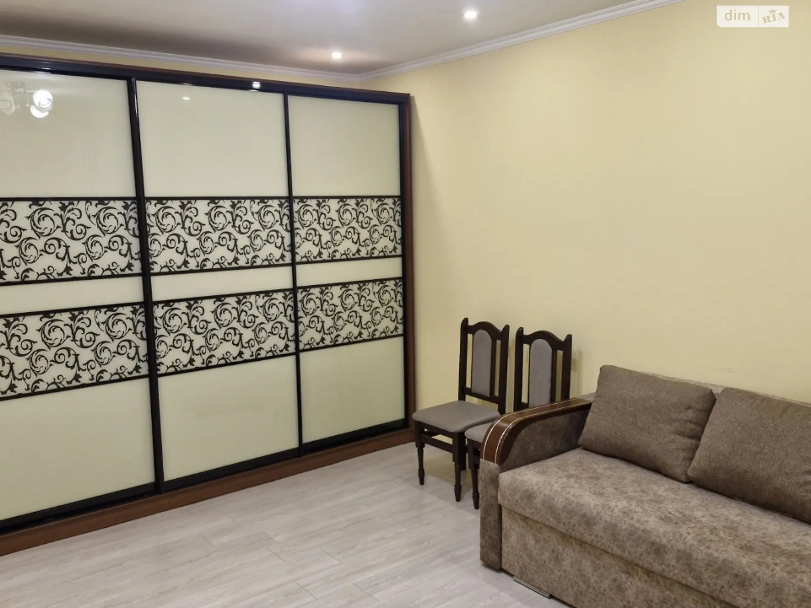 3-комнатная квартира 87 кв. м в Тернополе, ул. Карпенко, 34 - фото 1