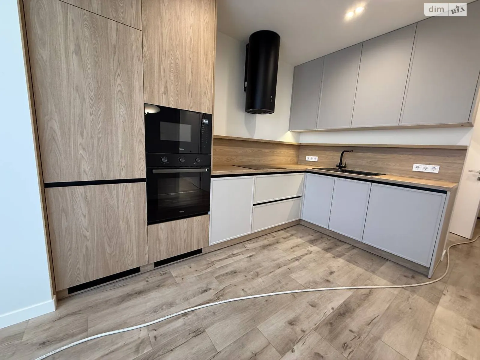 Продается 1-комнатная квартира 40.8 кв. м в Ивано-Франковске, цена: 78000 $ - фото 1