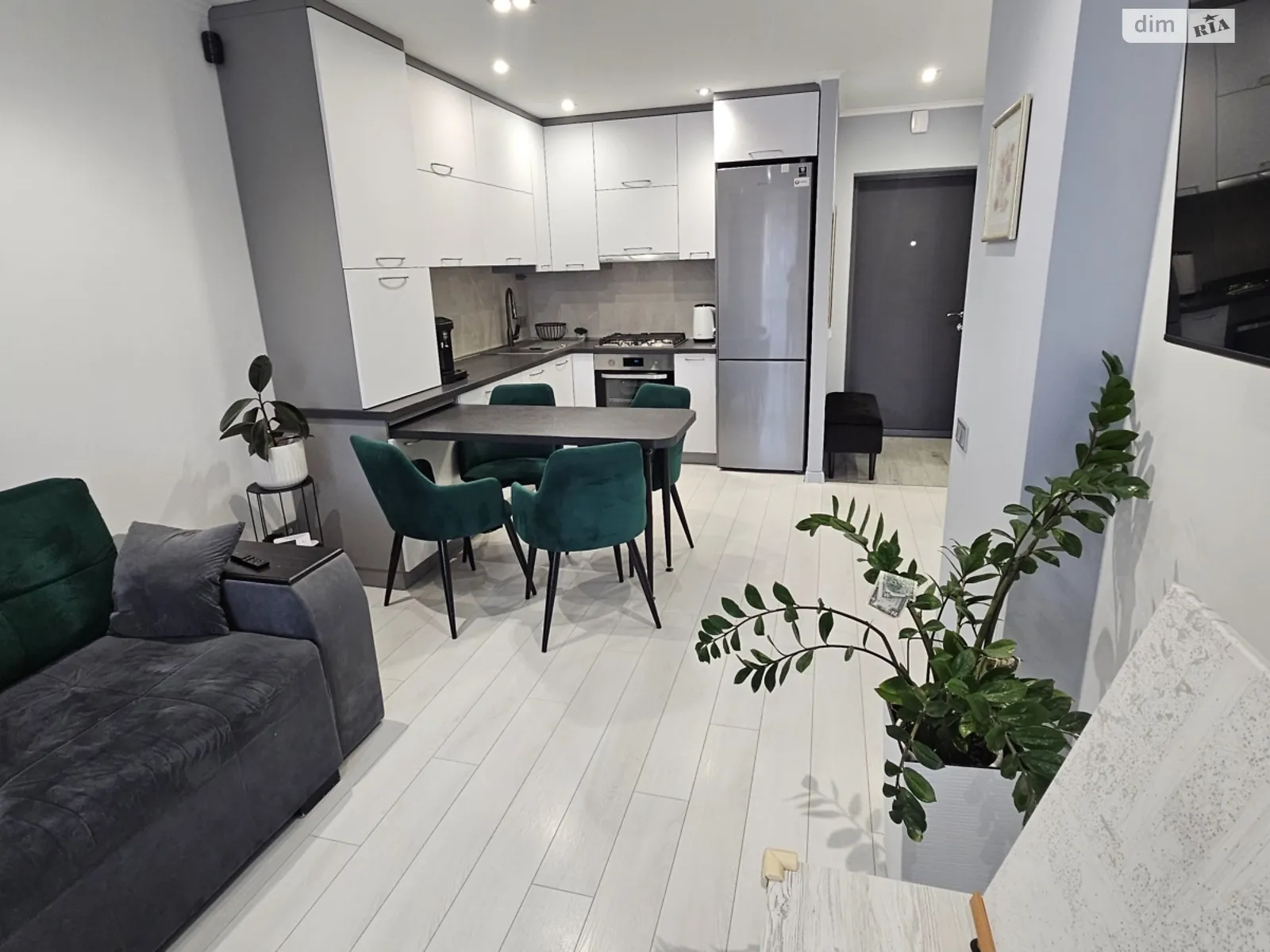 Продается 2-комнатная квартира 58 кв. м в Львове, ул. Зеленая, 204Б - фото 1