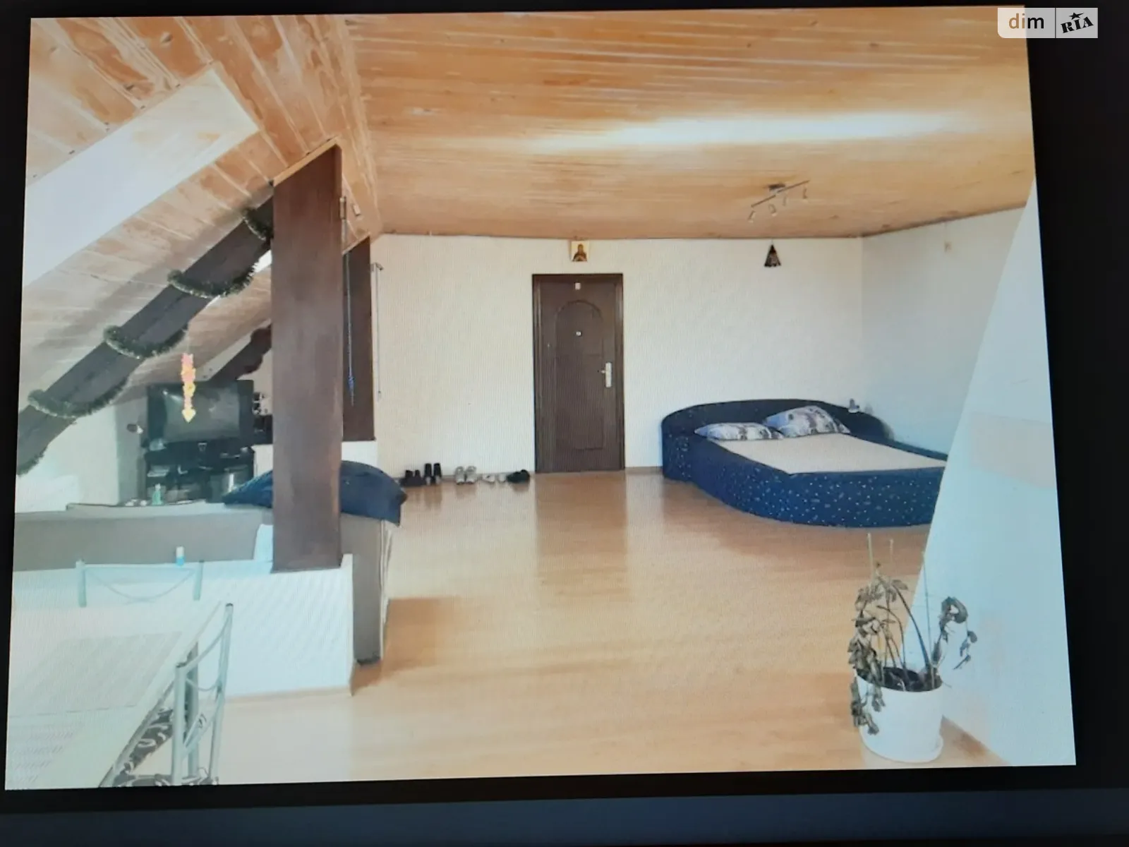 Сдается в аренду 1-комнатная квартира 80 кв. м в Мукачеве, цена: 450 $ - фото 1