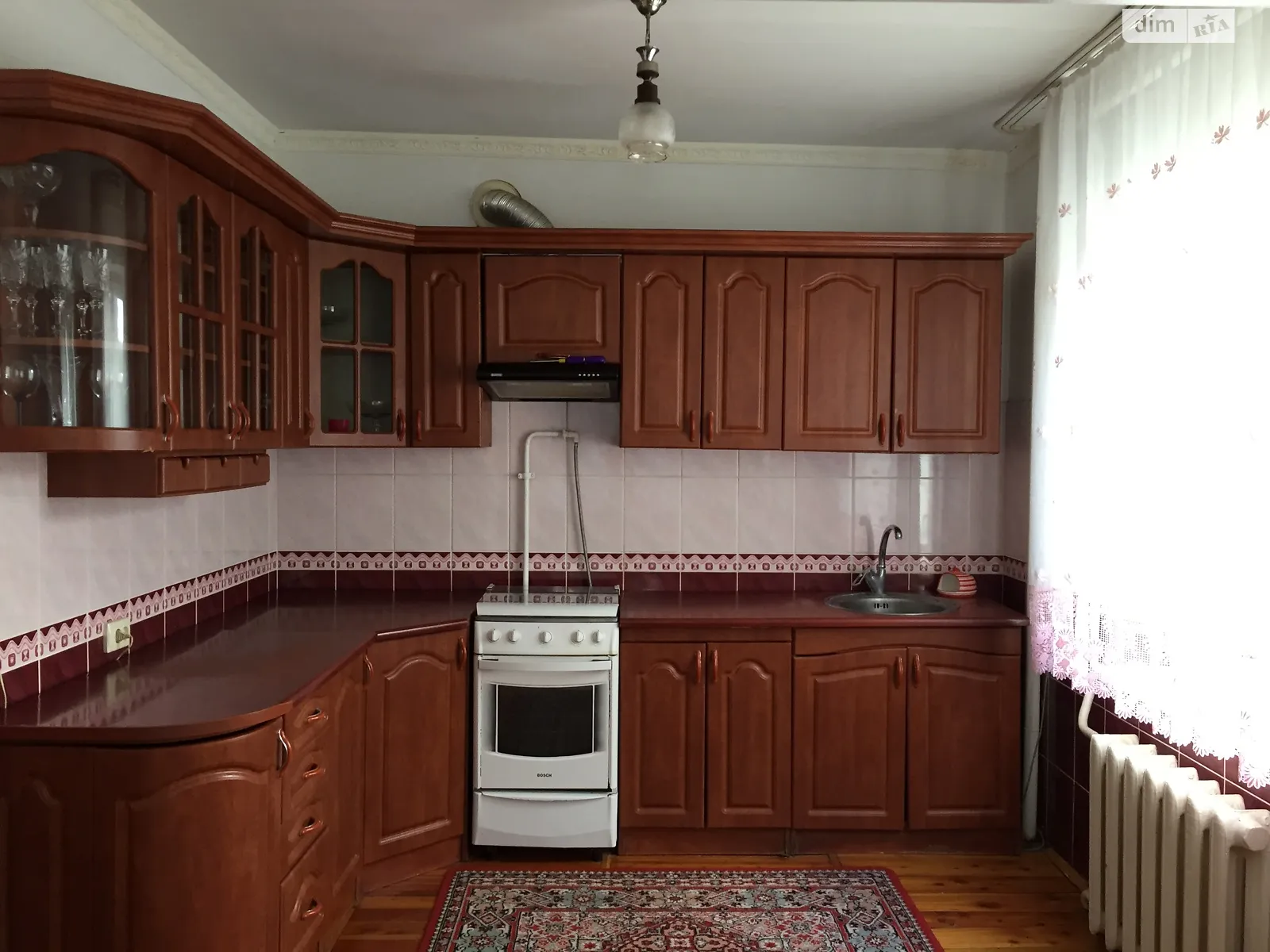 Продается дом на 2 этажа 200 кв. м с террасой, цена: 50000 $ - фото 1