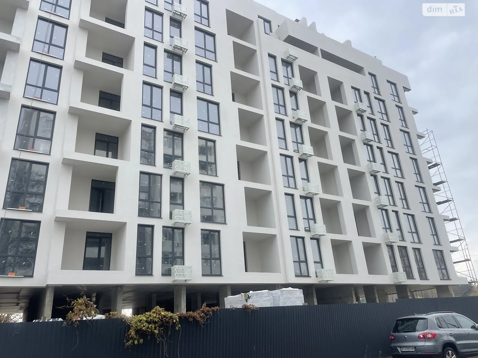 Продается 2-комнатная квартира 77.18 кв. м в Ужгороде, ул. Гленца, 4 - фото 1