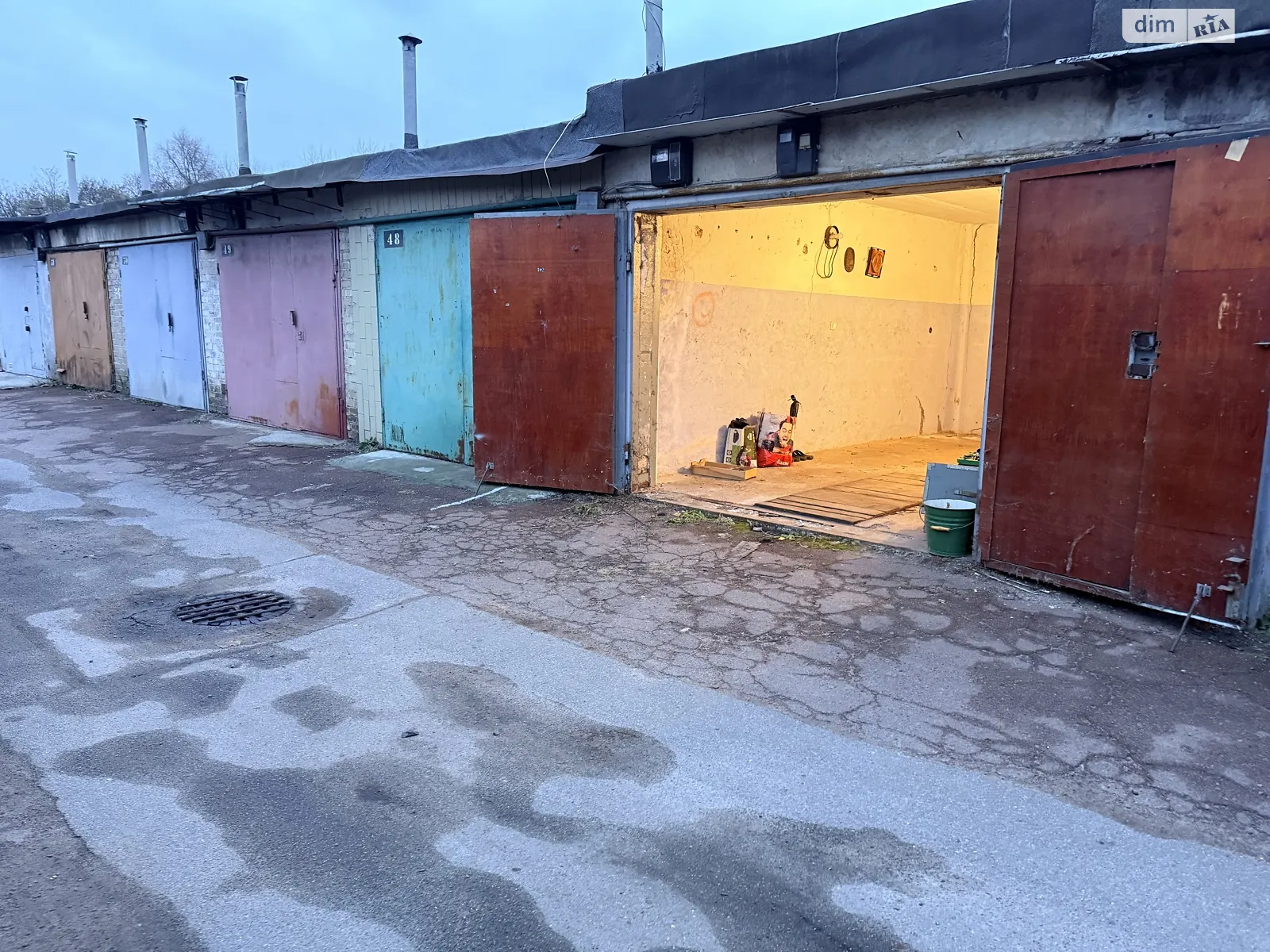 Продается место в гаражном кооперативе под легковое авто на 33.2 кв. м, цена: 500000 грн - фото 1