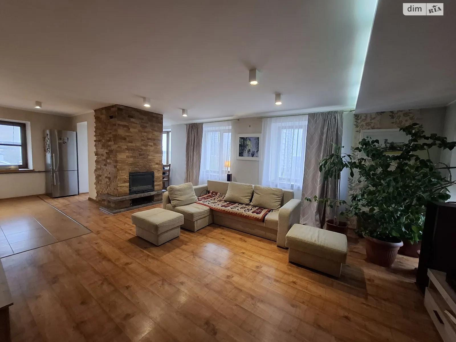 Продается 4-комнатная квартира 149 кв. м в Виннице, ул. Магистратская, 94 - фото 1