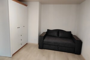 Сниму часть дома в Кривом Роге долгосрочно