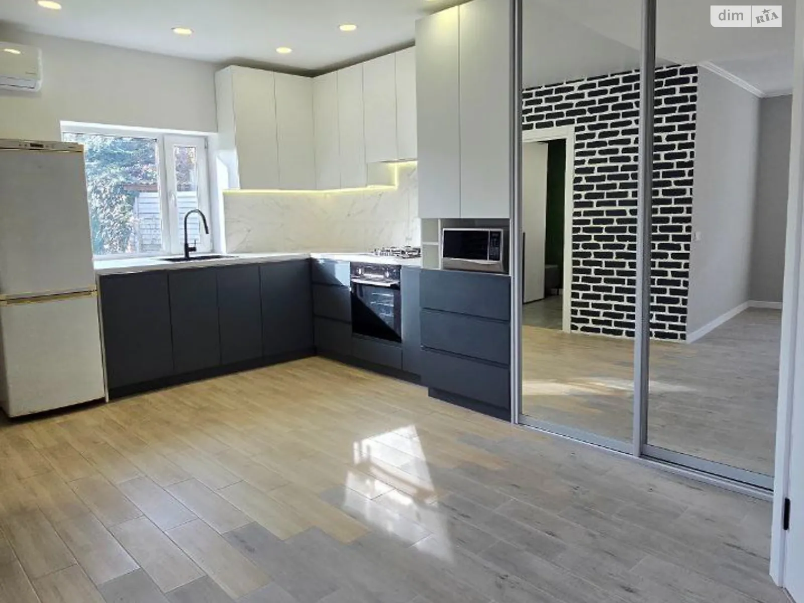 Продается одноэтажный дом 60.4 кв. м с баней/сауной, цена: 69500 $ - фото 1