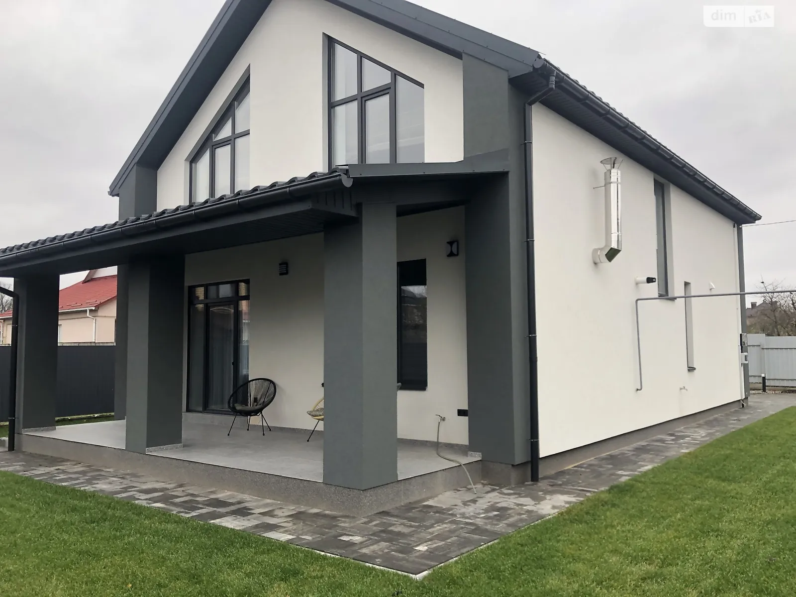 Продается дом на 2 этажа 140 кв. м с участком, цена: 236500 $ - фото 1