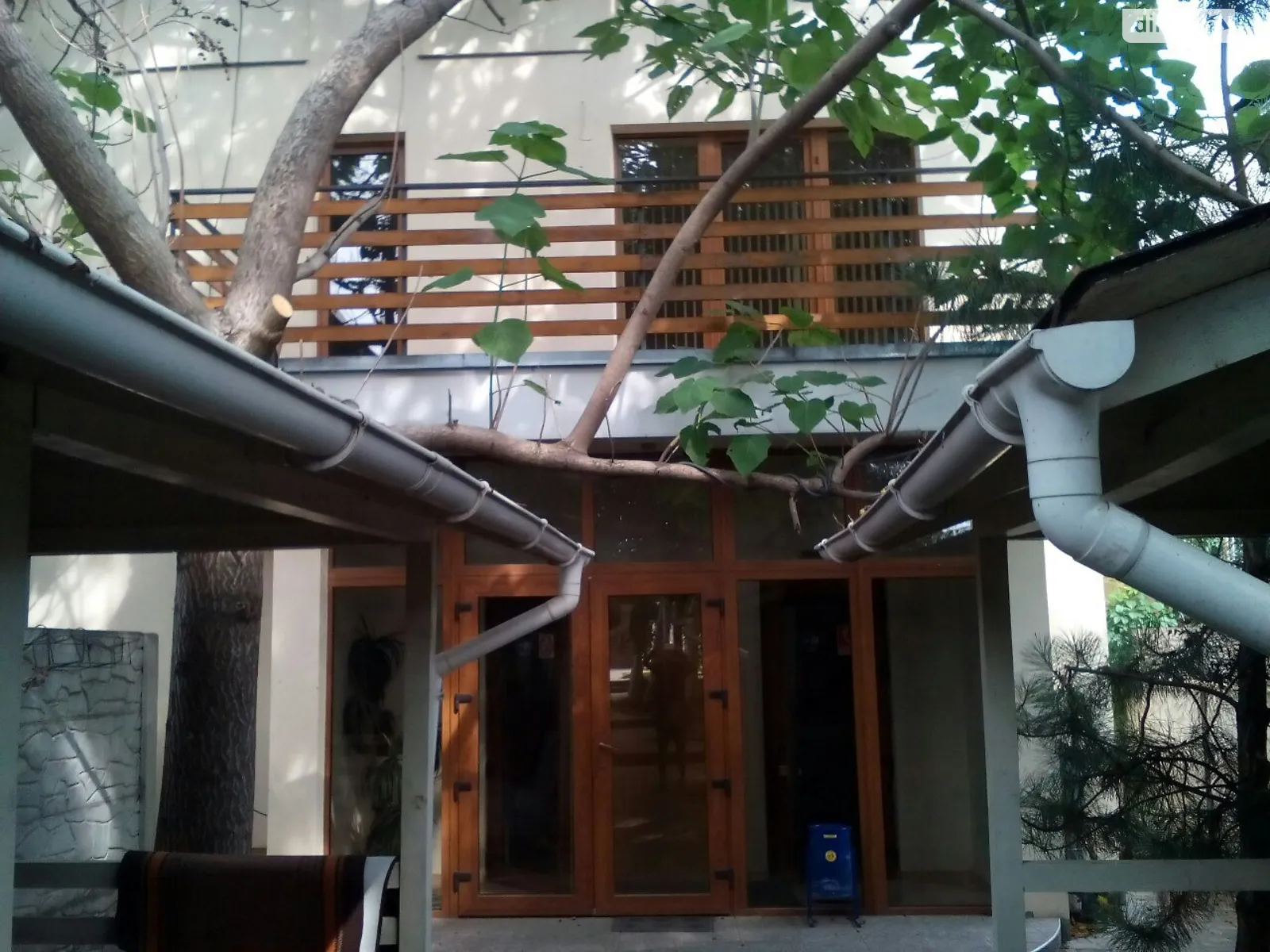 Сдается в аренду дом на 2 этажа 150 кв. м с мансардой, цена: 35000 грн - фото 1