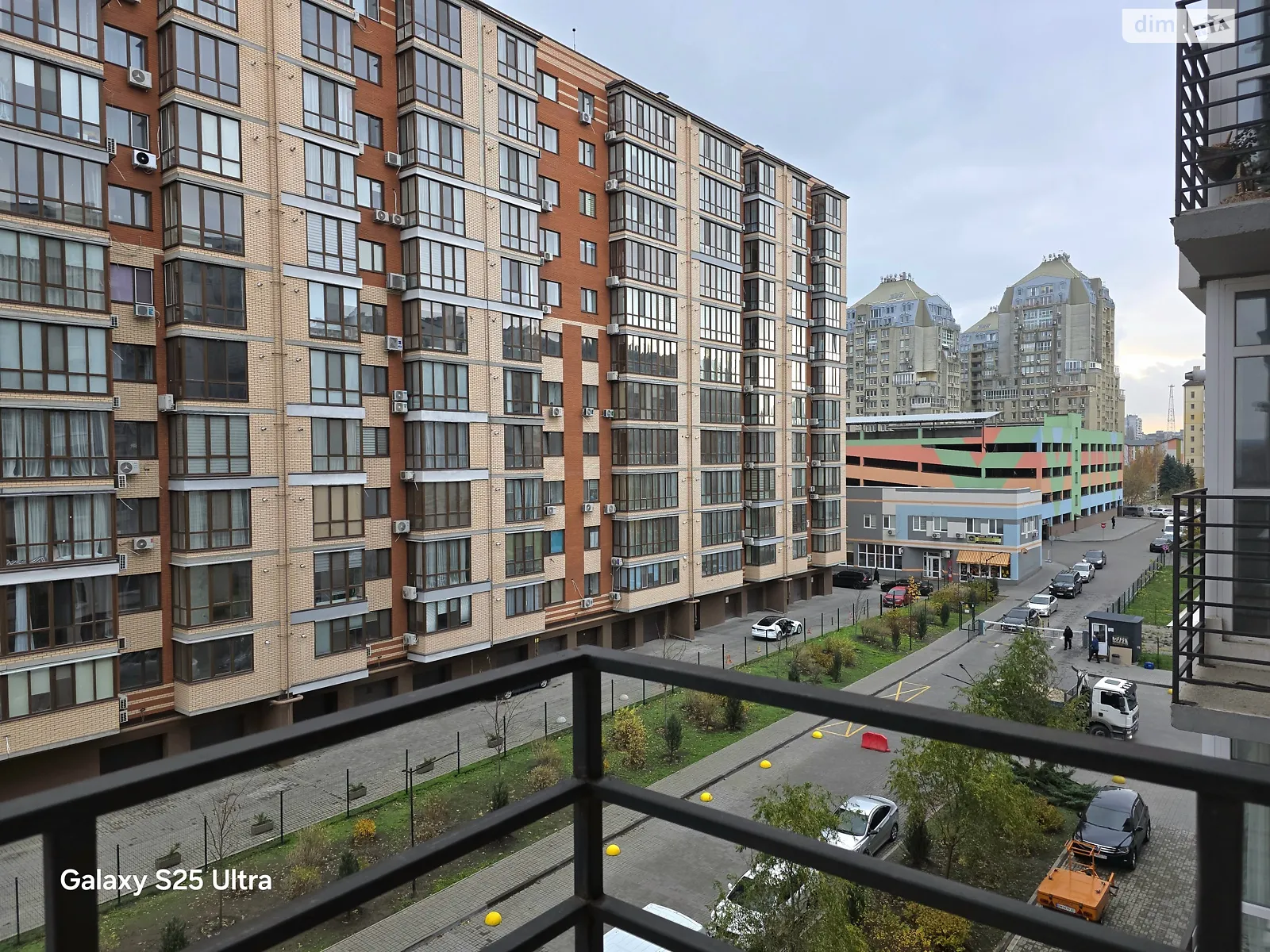 Продається 1-кімнатна квартира 48.5 кв. м у Слобожанському, вул. Співдружності, 5 - фото 1