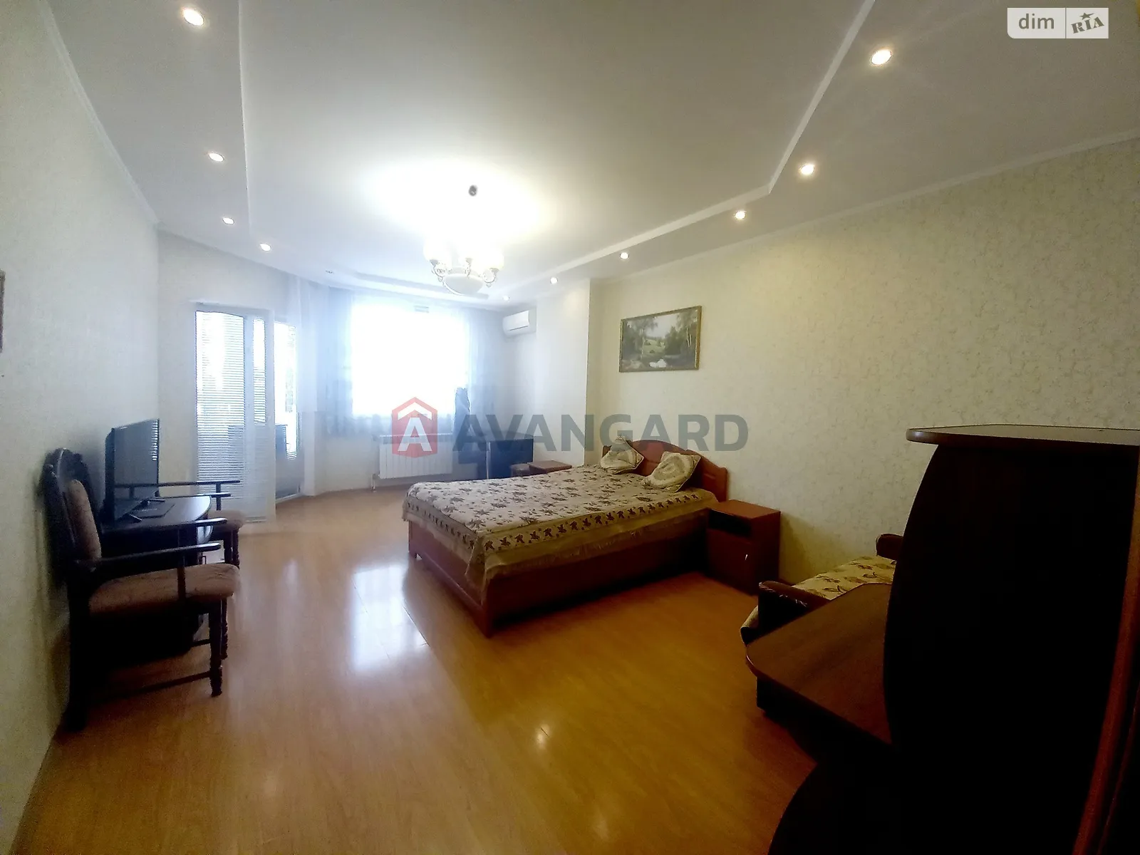 Продається 1-кімнатна квартира 61 кв. м у Києві, вул. Гетьмана Вадима, 1Б - фото 1