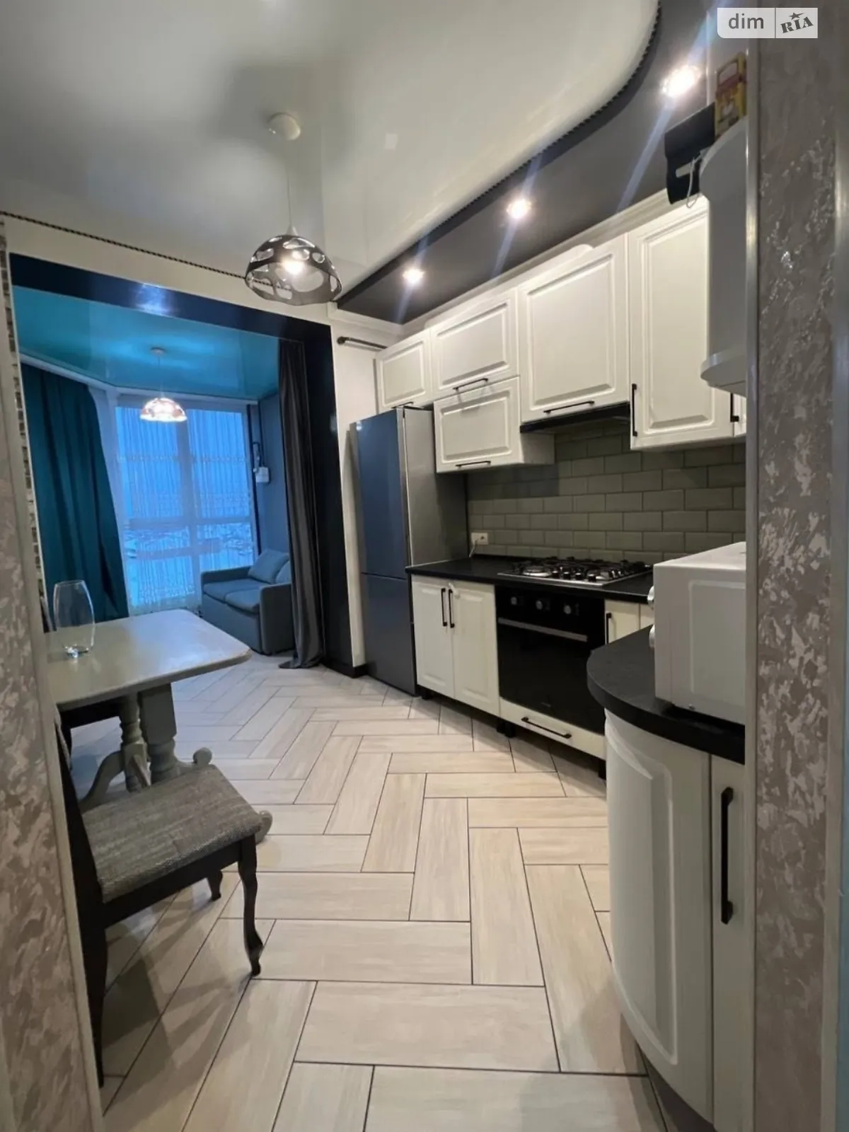 Сдается в аренду 1-комнатная квартира 40 кв. м в Софиевской Борщаговке, просп. Мартынова, 1 - фото 1