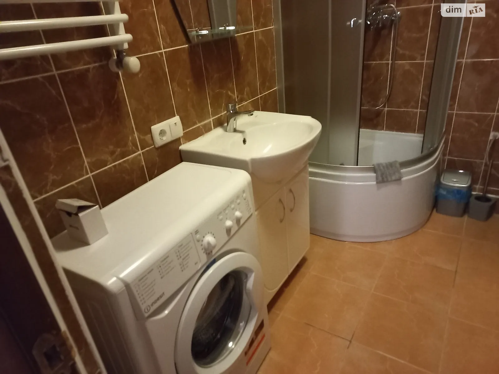 1-комнатная квартира 42 кв. м в Тернополе, ул. Надзбручанская, 2А - фото 1