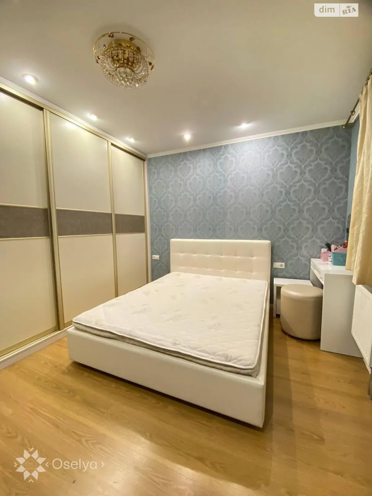 Продается 1-комнатная квартира 57.1 кв. м в Киеве, ул. Голосеевская, 13А - фото 1