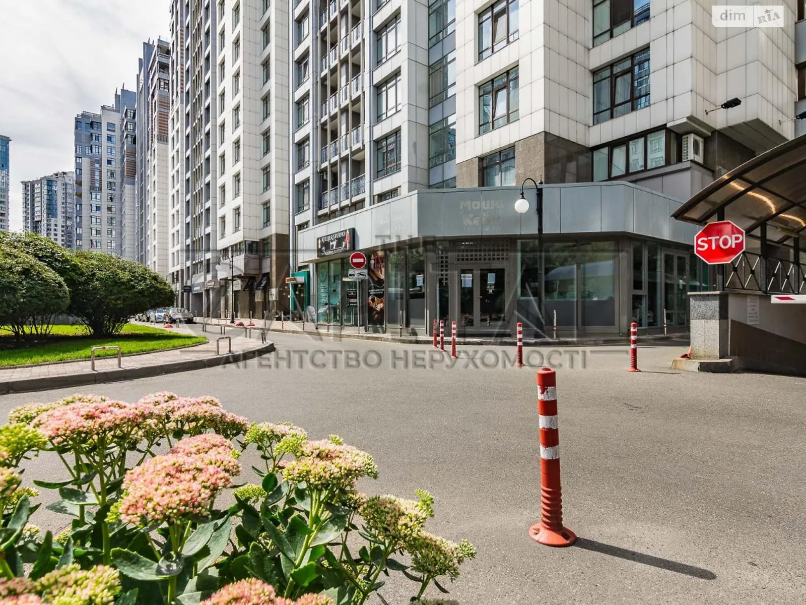 Продається приміщення вільного призначення 195 кв. м в 18-поверховій будівлі, цена: 1270000 $ - фото 1