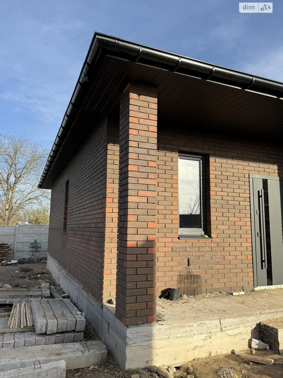 Продається одноповерховий будинок 75 кв. м з бесідкою, цена: 78000 $ - фото 1