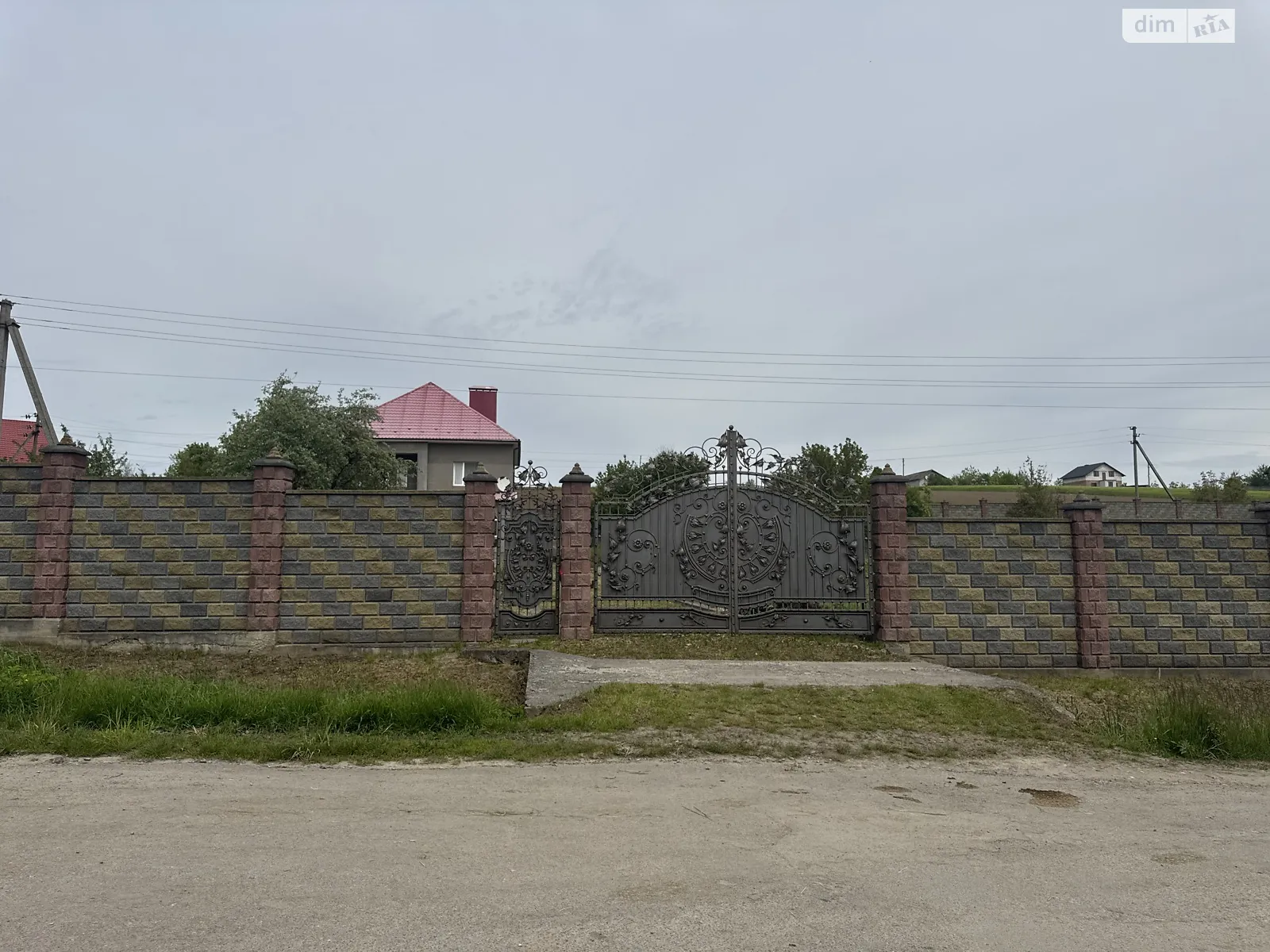 Продается дом на 2 этажа 180.4 кв. м с верандой, цена: 95000 $ - фото 1