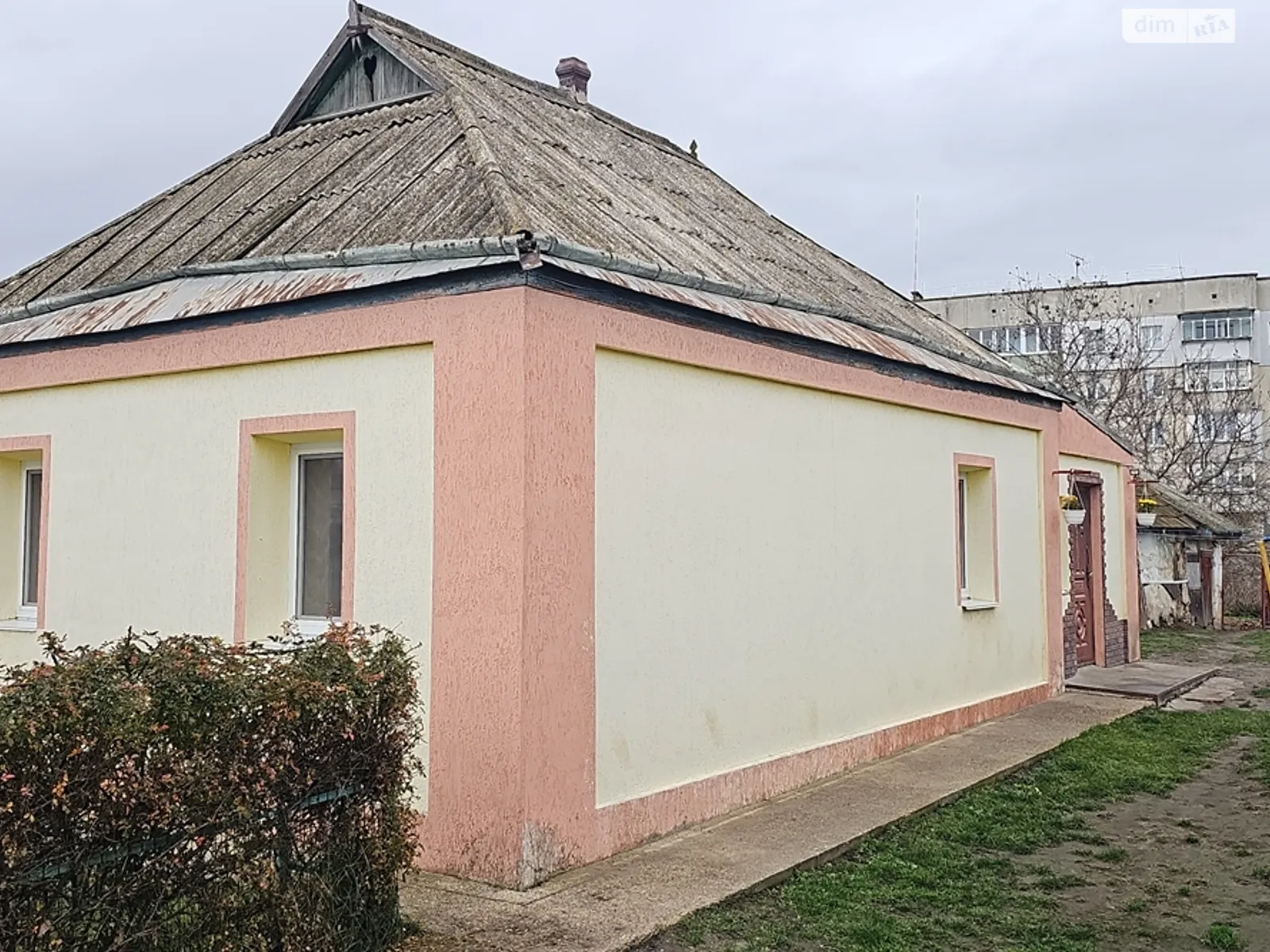 Продается одноэтажный дом 54.9 кв. м с подвалом, цена: 49700 $ - фото 1