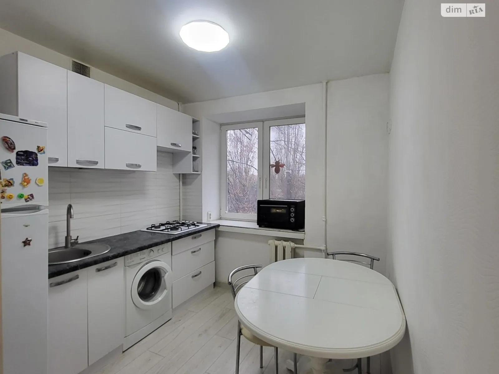 Продається 3-кімнатна квартира 58 кв. м у Харкові, просп. Льва Ландау, 20 - фото 1