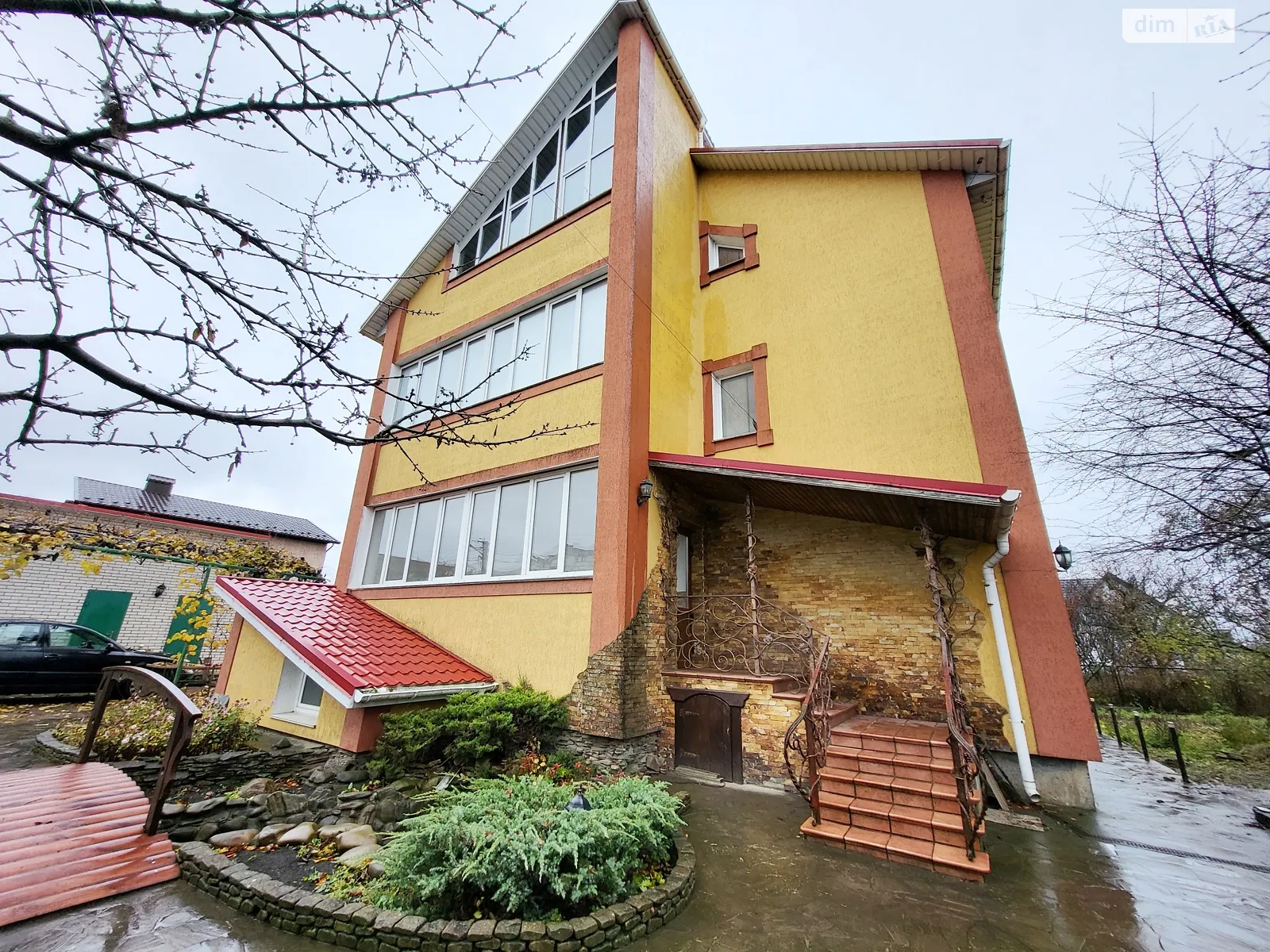 Продается помещения свободного назначения 420 кв. м в 3-этажном здании, цена: 340000 $ - фото 1