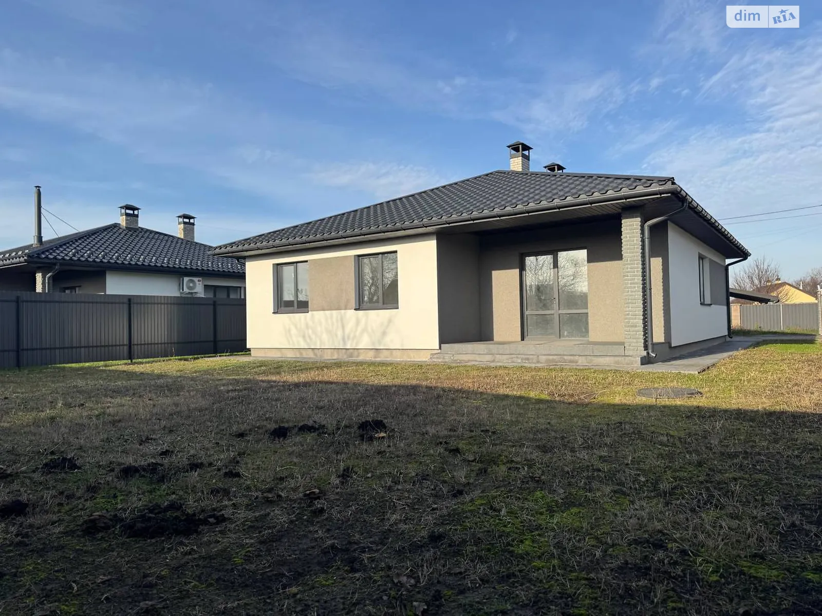 Продается одноэтажный дом 105 кв. м с балконом, цена: 95000 $ - фото 1