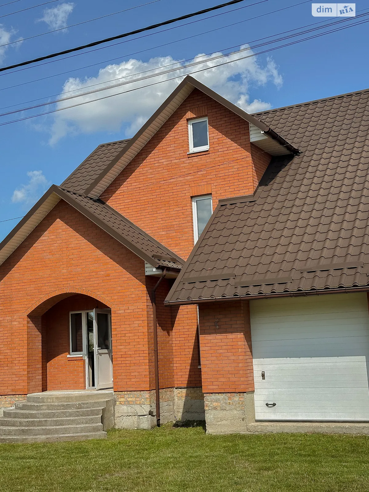 Продається будинок 2 поверховий 215 кв. м з садом, цена: 94900 $ - фото 1