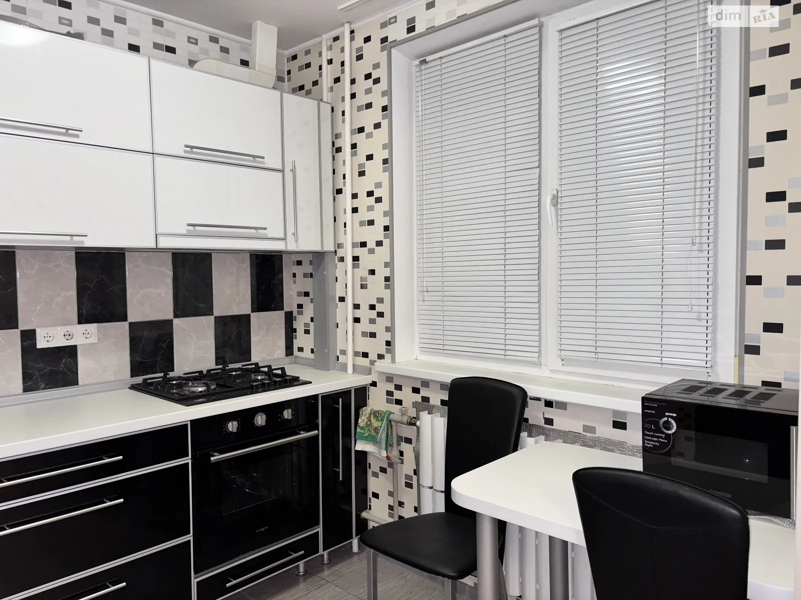 Сдается в аренду 1-комнатная квартира 36 кв. м в Харькове, ул. Нескореных(Героев Труда), 26 - фото 1