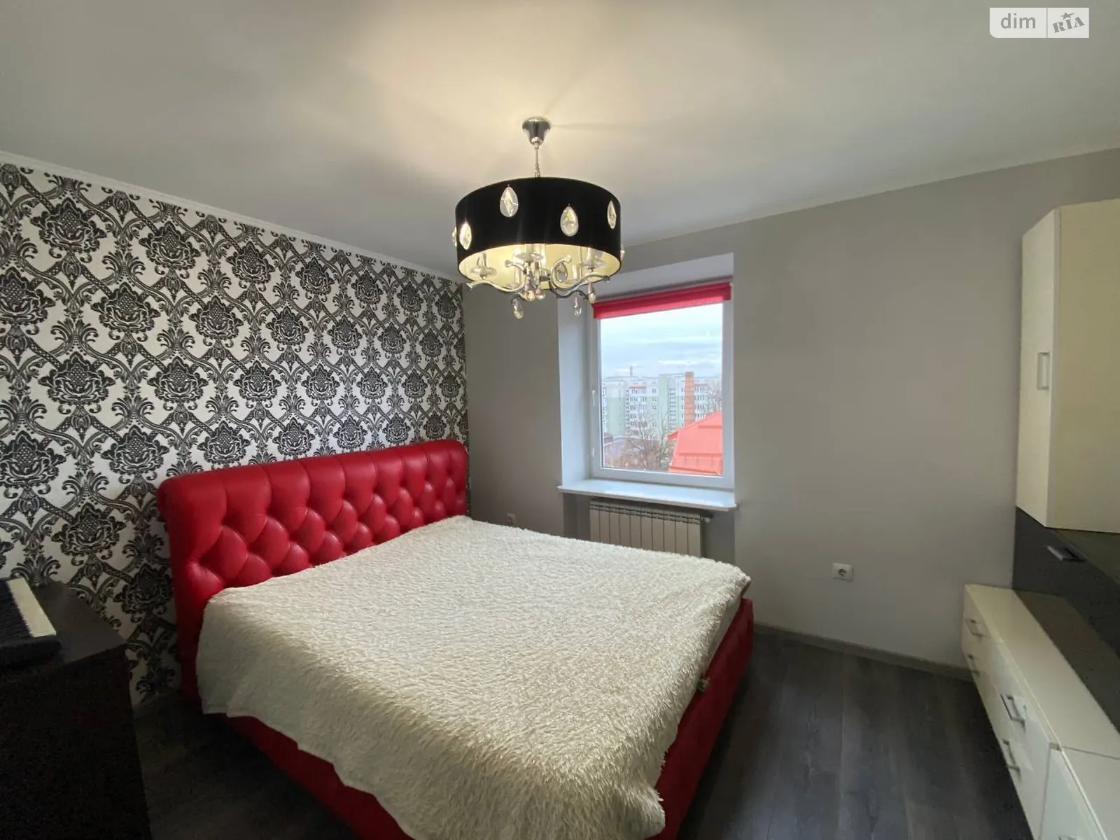 3-комнатная квартира 75 кв. м в Тернополе, ул. Яремчука Назария - фото 1