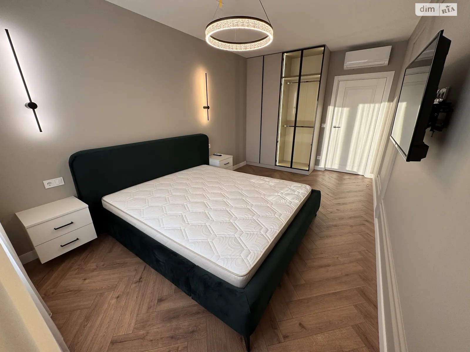 Сдается в аренду 1-комнатная квартира 45 кв. м в Черновцах, ул. Буковинская, 62А - фото 1