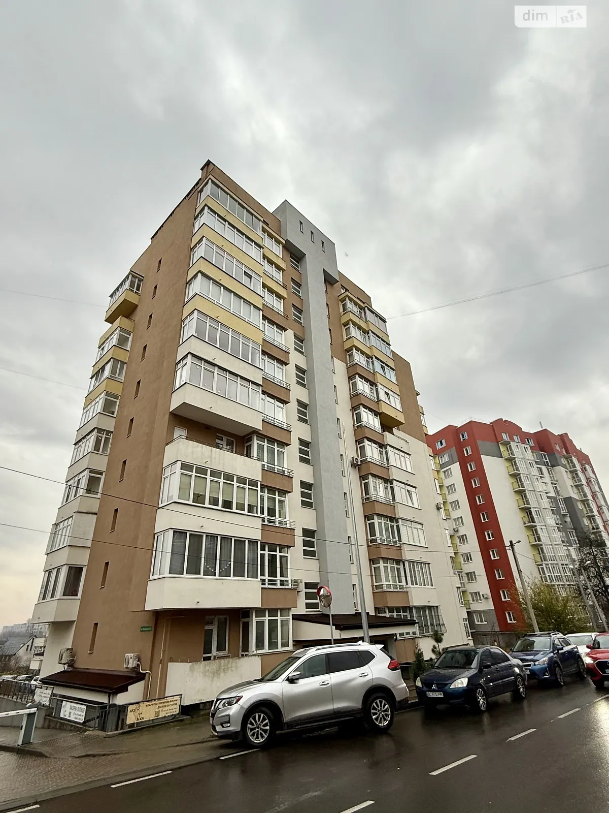 Продается 3-комнатная квартира 90.2 кв. м в Львове, ул. Под Голоском, 15Б - фото 1