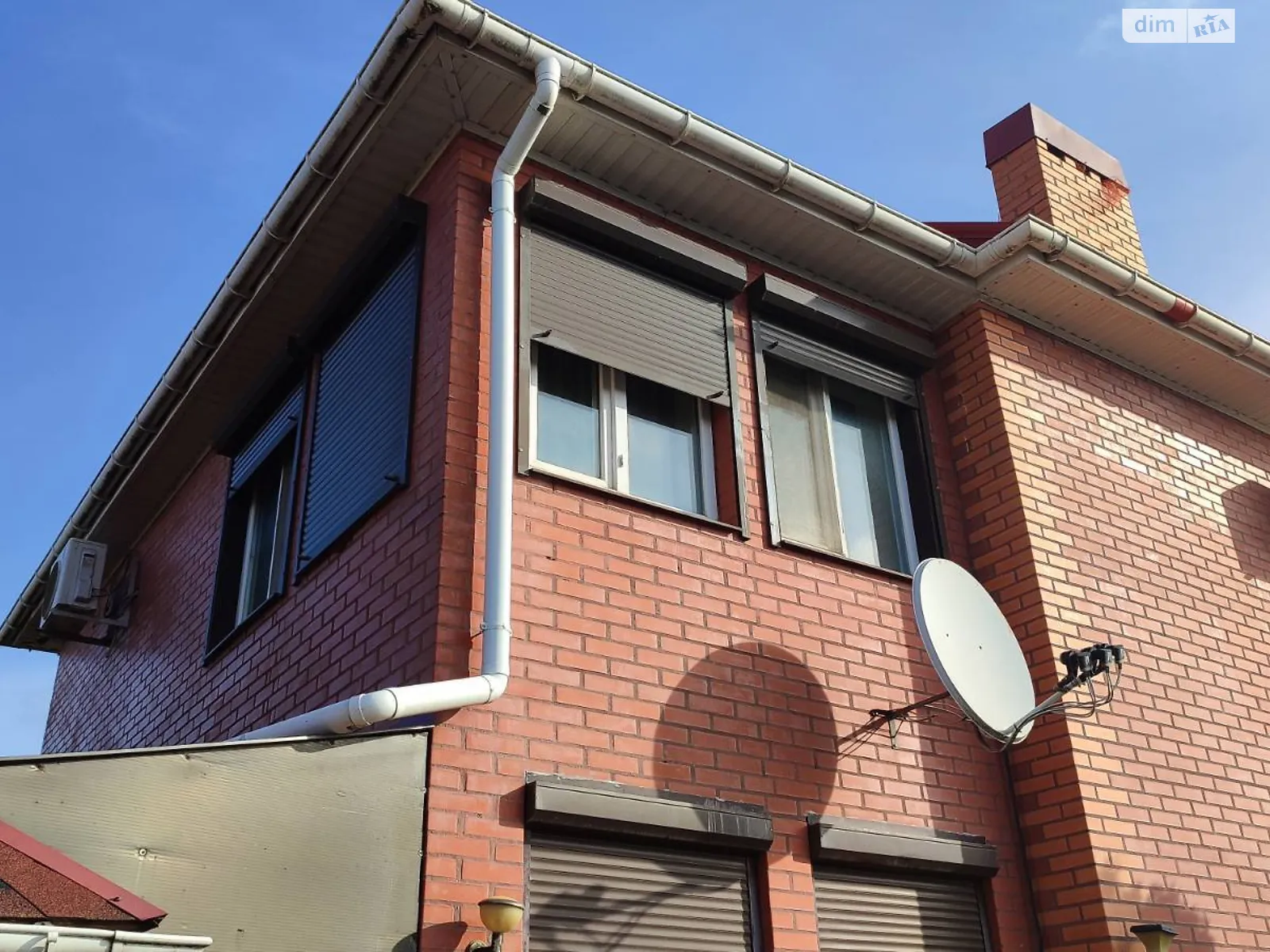 Продается дом на 2 этажа 140 кв. м с верандой, цена: 90000 $ - фото 1