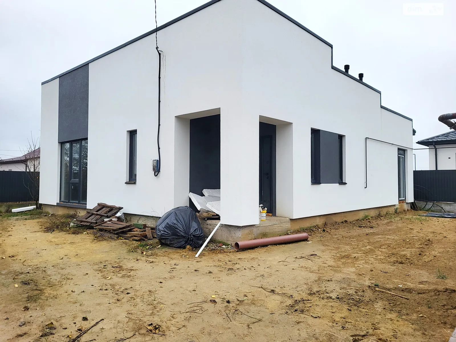 Продається одноповерховий будинок 105 кв. м з банею/сауною, цена: 77000 $ - фото 1