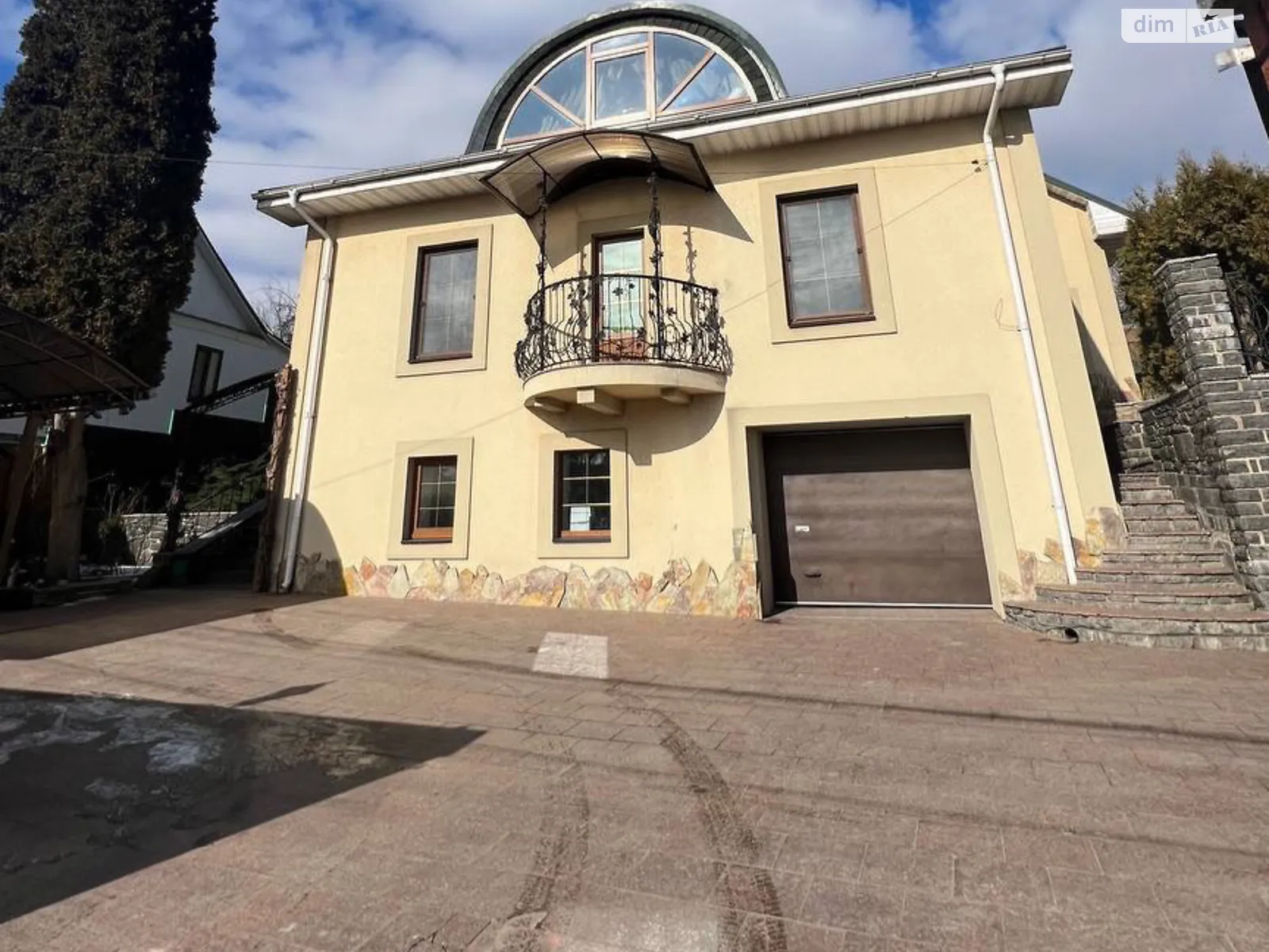 Продается дом на 2 этажа 224 кв. м с мебелью, цена: 160000 $ - фото 1