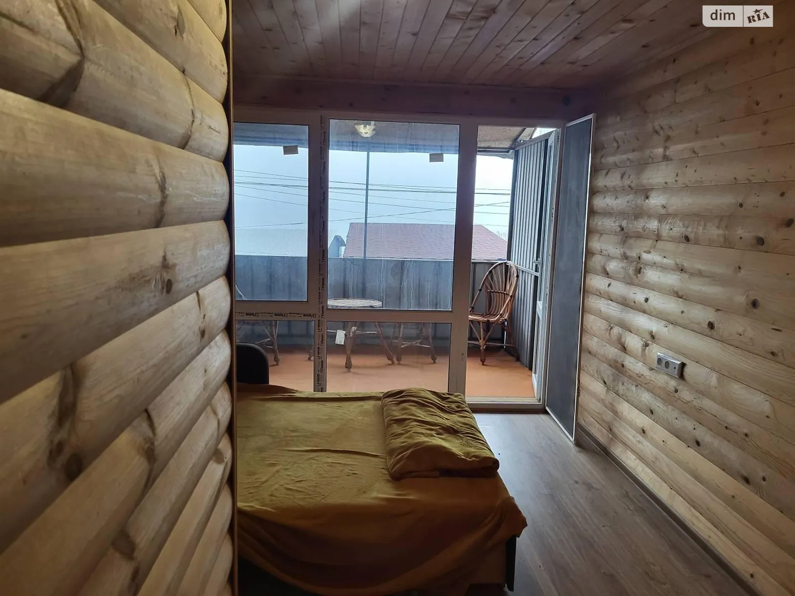 Продается дом на 3 этажа 110 кв. м с участком, цена: 36000 $ - фото 1