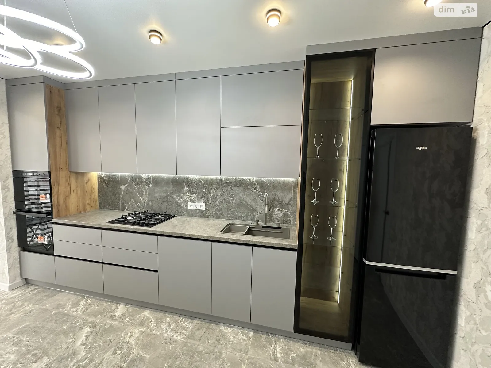 Продается 1-комнатная квартира 57 кв. м в Виннице, ул. Вячеслава Черновола, 29 - фото 1