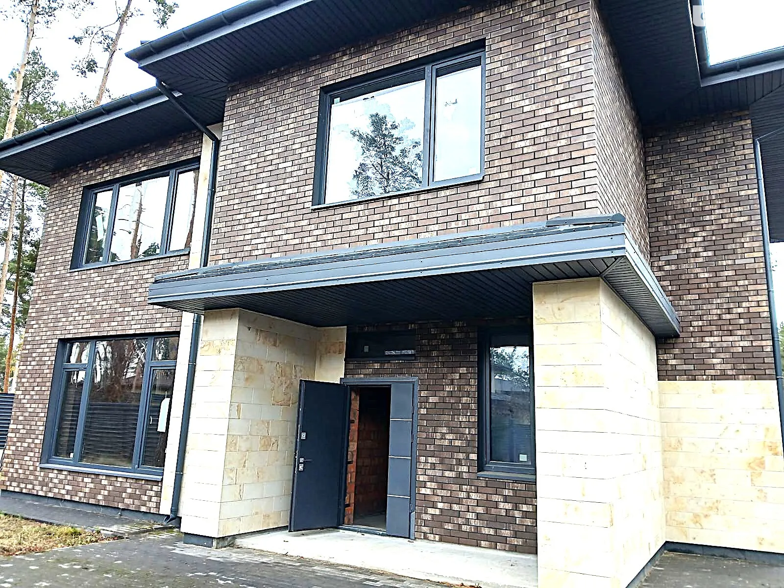 Продается дом на 2 этажа 191.98 кв. м с верандой, цена: 345000 $ - фото 1