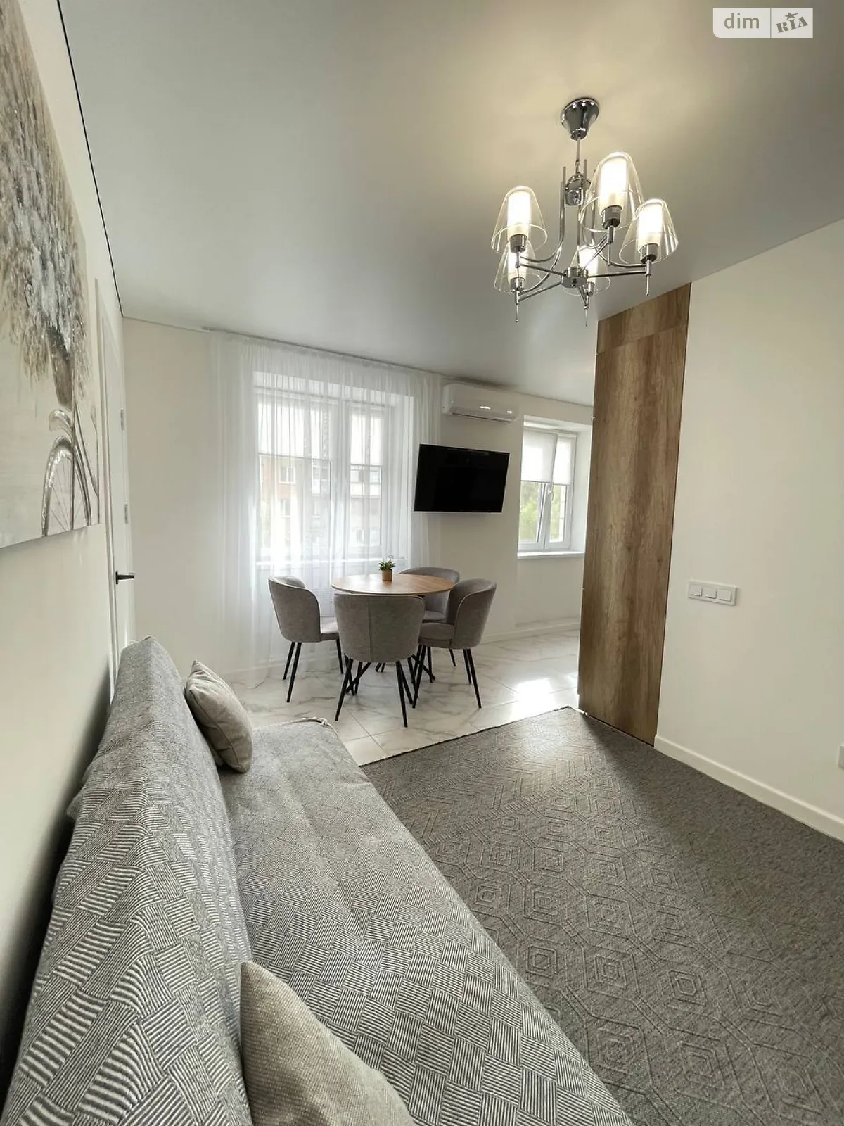 Продается 2-комнатная квартира 50 кв. м в Ужгороде, ул. Грушевского - фото 1