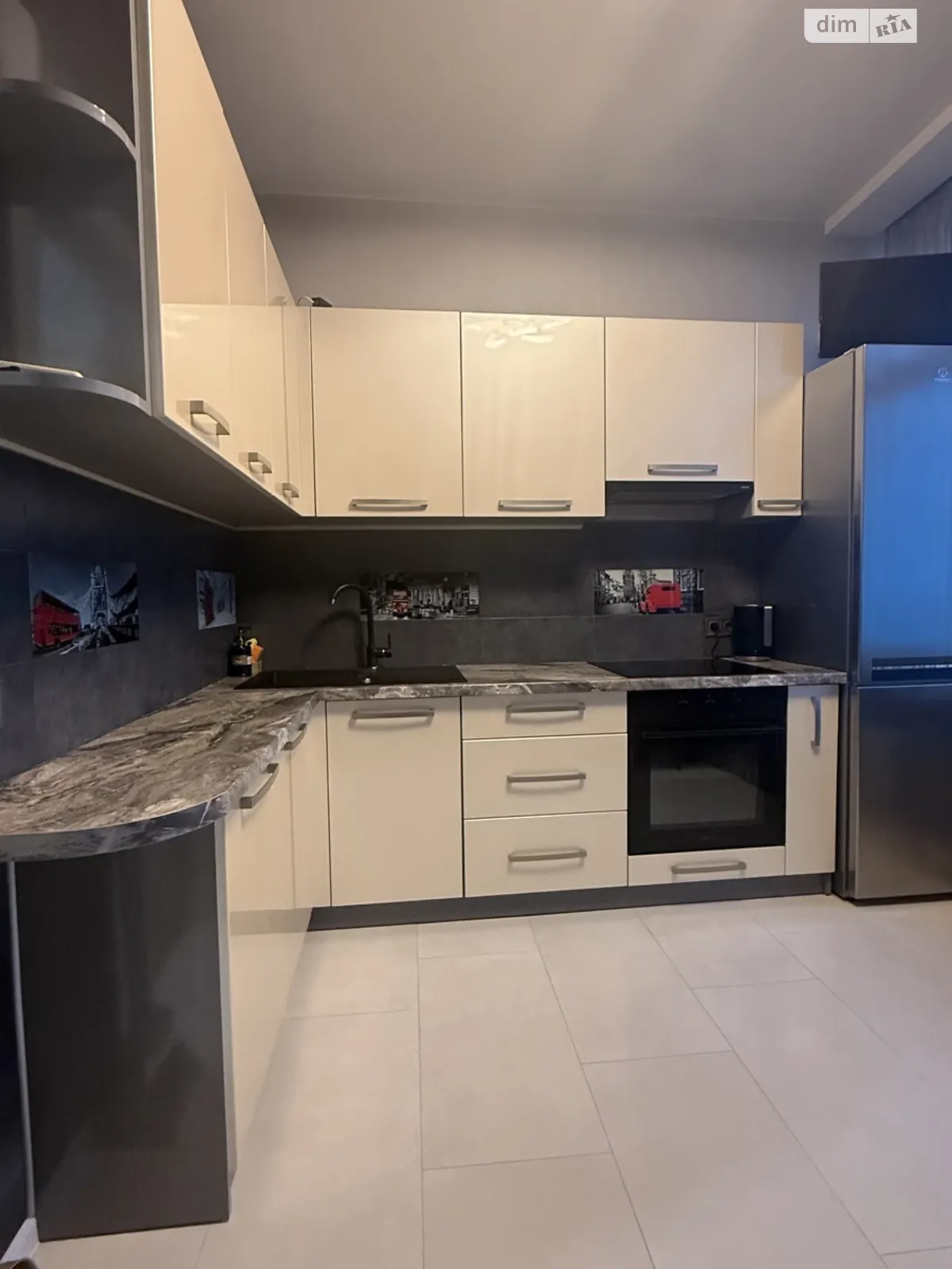 Сдается в аренду 1-комнатная квартира 40 кв. м в Одессе, ул. Валерия Самофалова, 16А/1 - фото 1