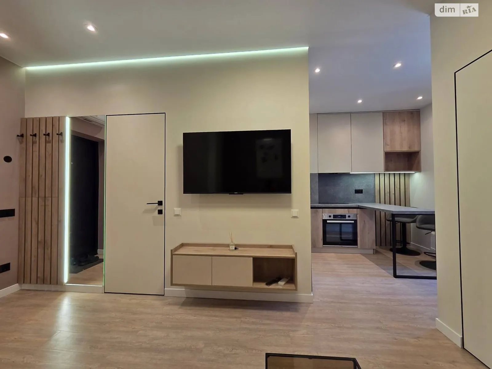 Сдается в аренду 1-комнатная квартира 33 кв. м в Буче, бул. Леонида Бирюкова - фото 1