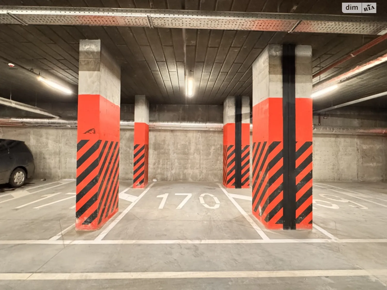 Продается подземный паркинг под легковое авто на 18 кв. м, цена: 40000 $ - фото 1