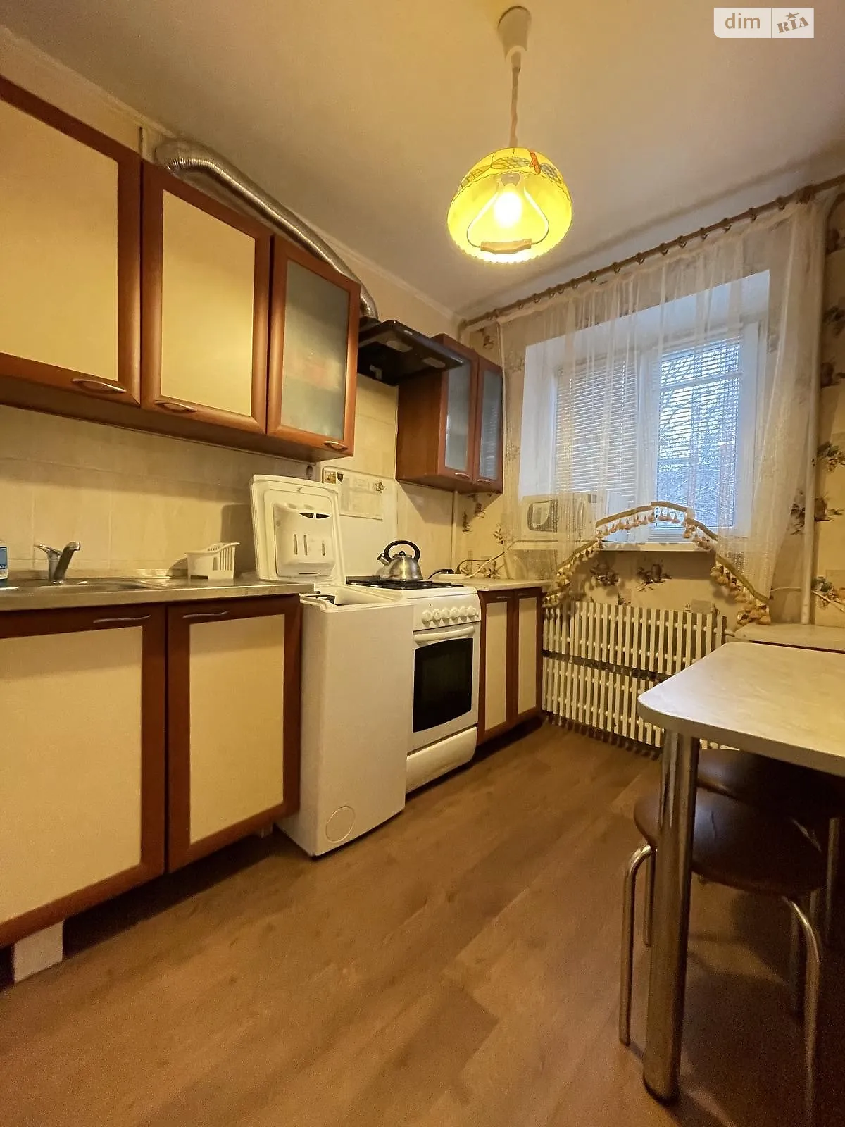 1-комнатная квартира 38 кв. м в Тернополе, ул. Савуры Клима - фото 1