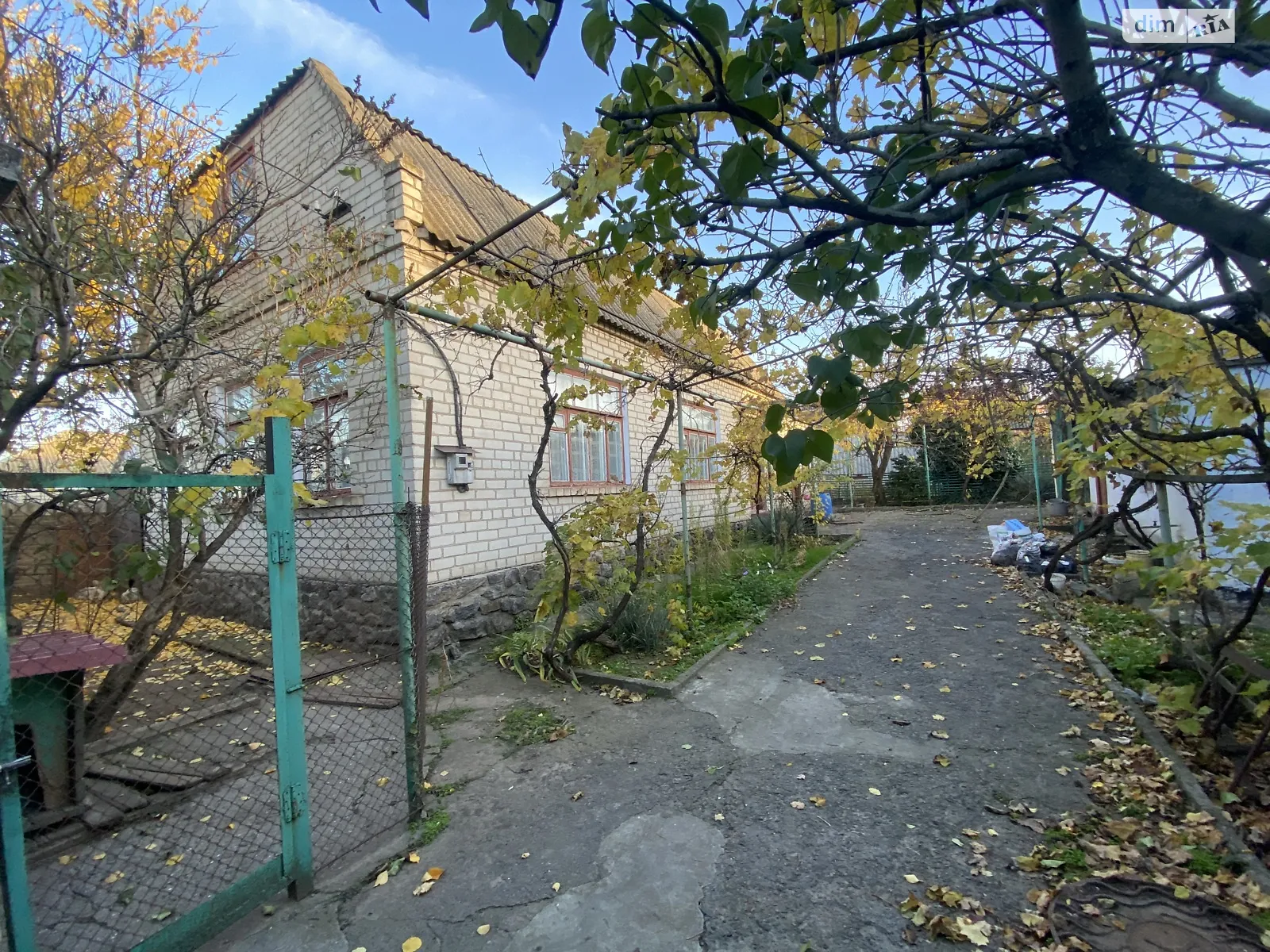 Продается дом на 2 этажа 130 кв. м с камином, цена: 62000 $ - фото 1