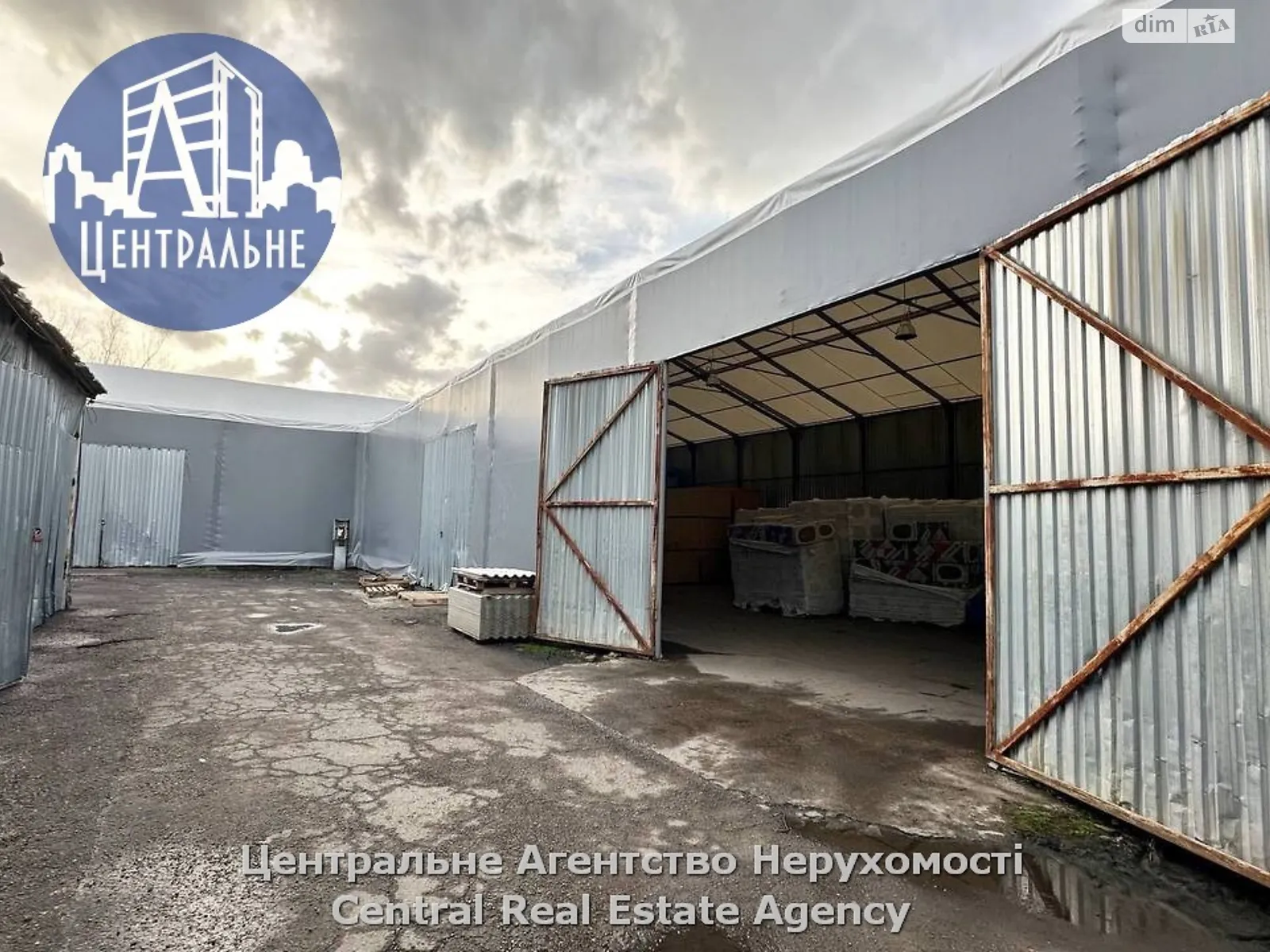 Сдается в аренду помещения свободного назначения 869 кв. м в 1-этажном здании, цена: 56485 грн - фото 1