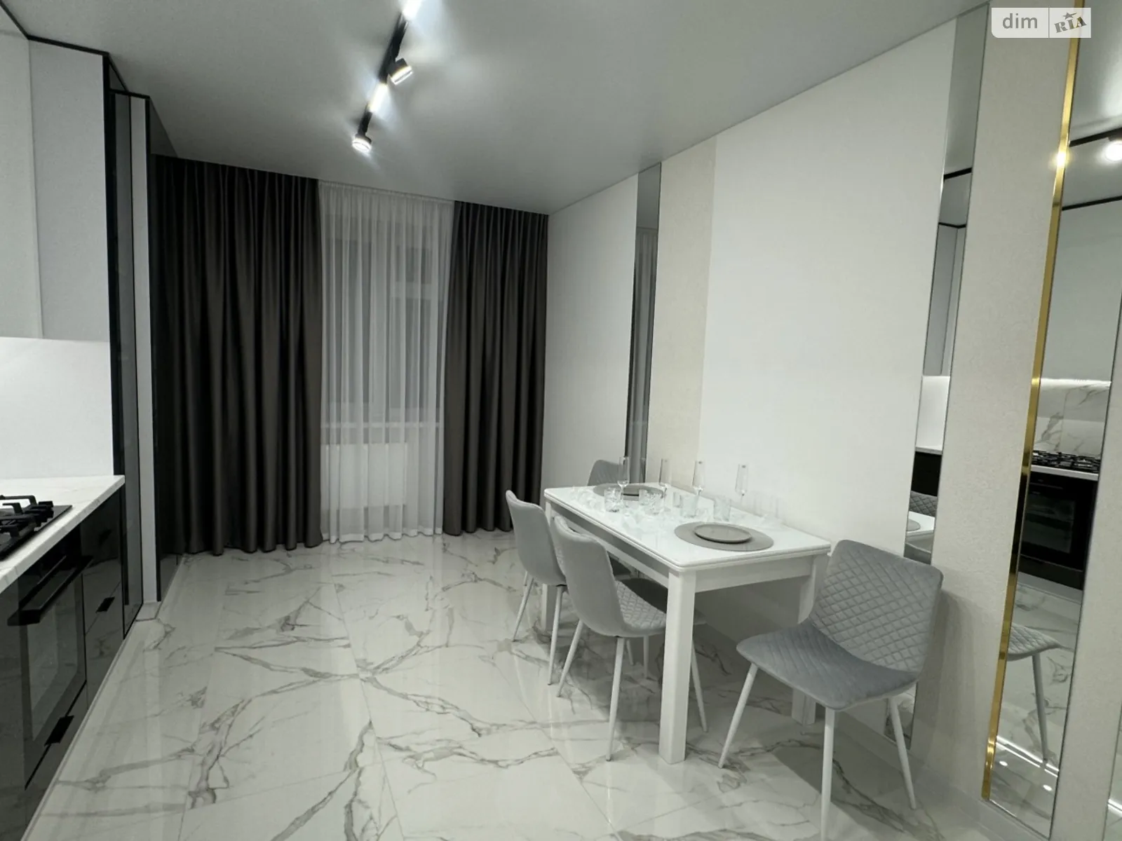 Продается 1-комнатная квартира 44.1 кв. м в Хмельницком, ул. Кармелюка, 3В - фото 1