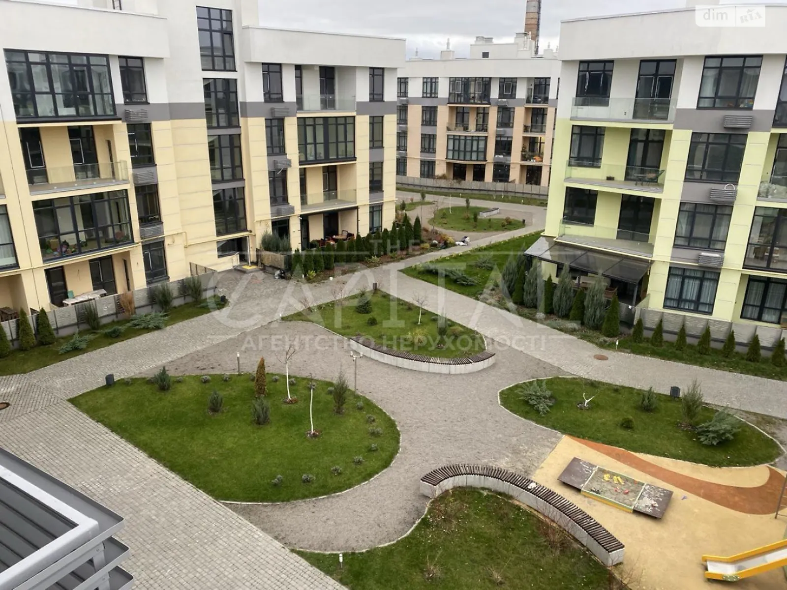 Продается 2-комнатная квартира 69 кв. м в Киеве, ул. Дубищанская, 8 - фото 1