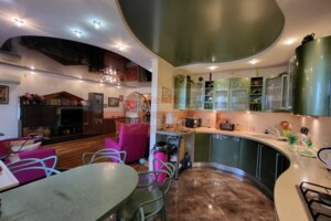 Долгосрочная аренда квартиры, Киев, р‑н. Голосеевский, ст.м. Университет, Паньковская улица, дом 19